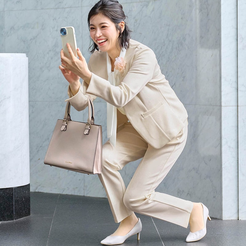 モデル身長168cm／M・股下68cm ※写真は撮影用のため股下＋6cmになります。