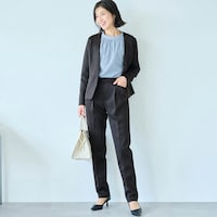 モデル身長168cm／M・股下68cm ※写真は撮影用のため股下＋6cmになります。