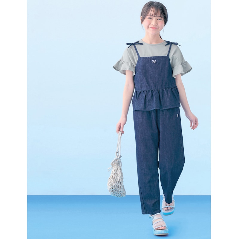 モデル身長145cm・サイズ140