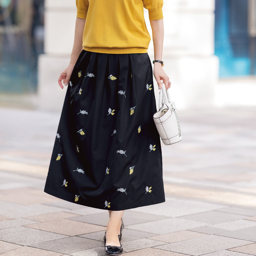 【花笑むとき/hana emu toki】総柄刺繍スカート