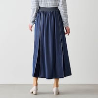 モデル身長173cm／M ※写真は撮影用のため股下+7cmになります。