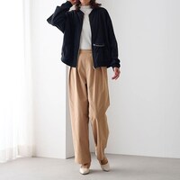 モデル身長173cm／M ※写真は撮影用のため股下+7cmになります。