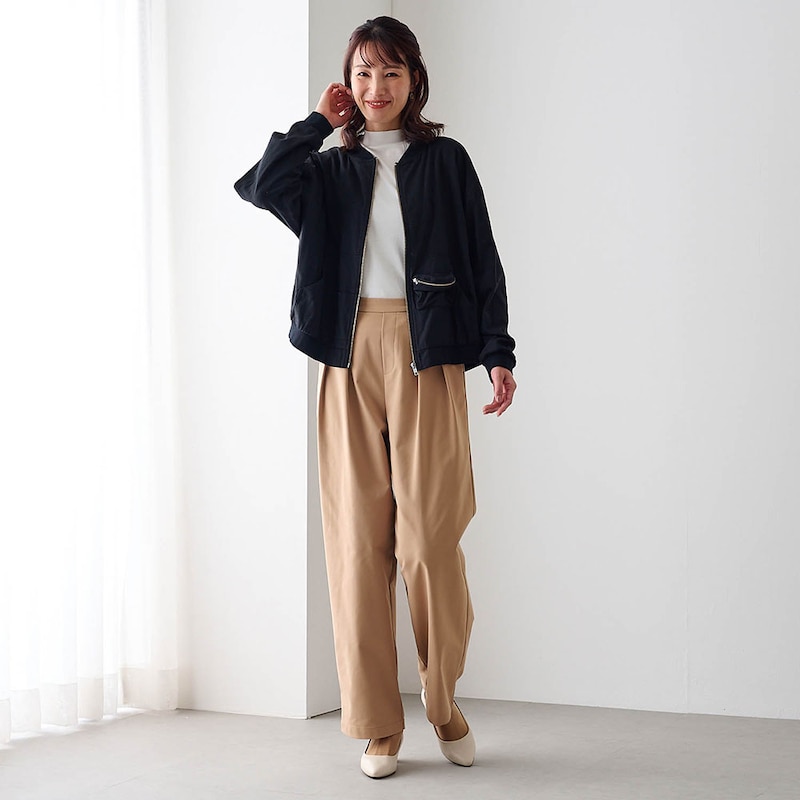 モデル身長173cm／M ※写真は撮影用のため股下+7cmになります。