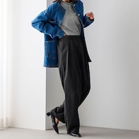 モデル身長167cm／M ※写真は撮影用のため股下+7cmになります。