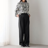 モデル身長167cm／M ※写真は撮影用のため股下+7cmになります。