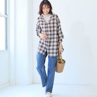 モデル身長169cm／64-91・股下70cm ※写真は撮影用のため股下+6cmになります。