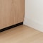 巾木除けがあるので壁面にぴったり設置できます。