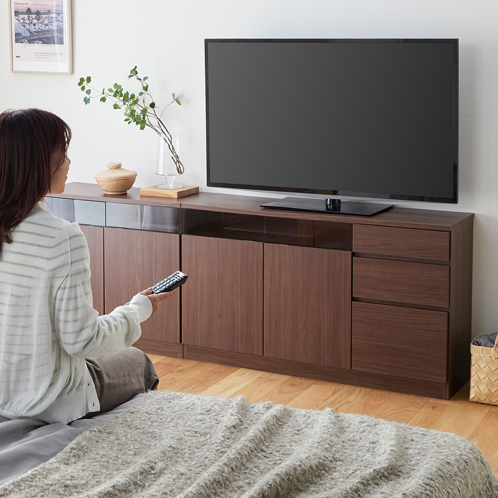 【ベルメゾン】ダイニングから見やすい高さのハイテレビ台