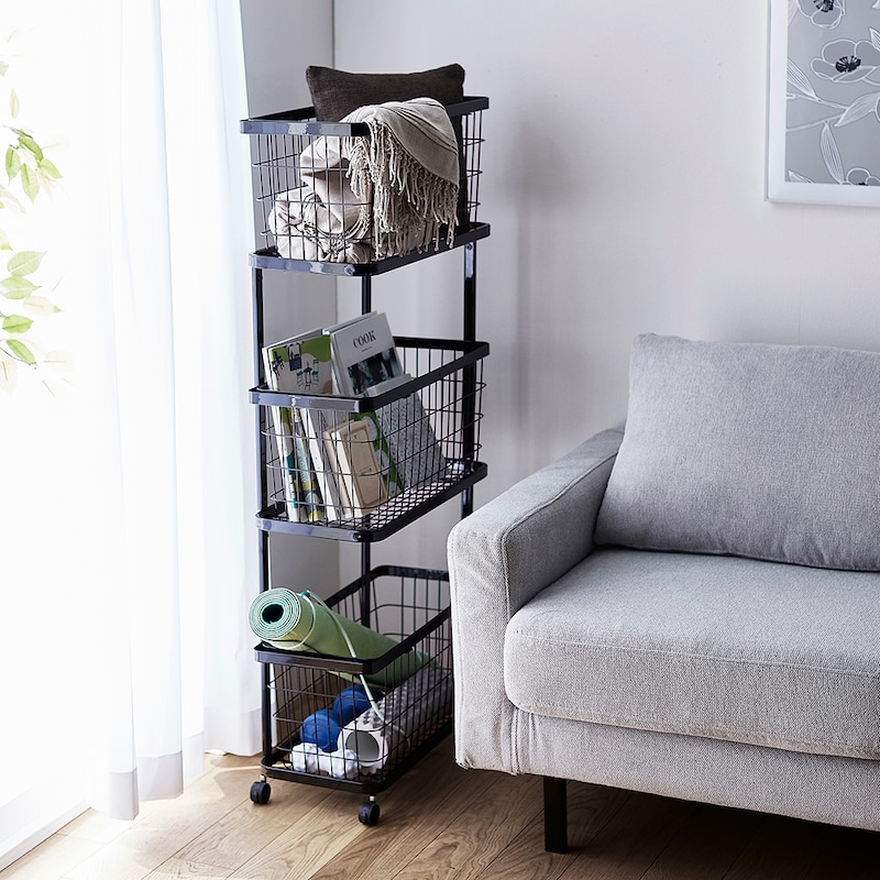 室内での収納にも。かごを持ち運びできるのも便利／3段