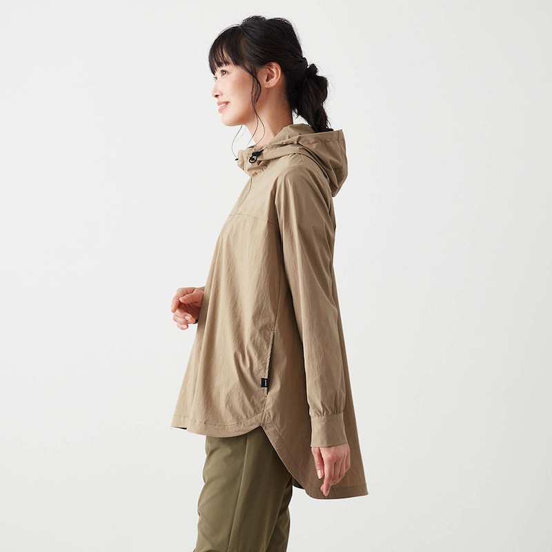 モデル身長164cm・Mサイズ着用