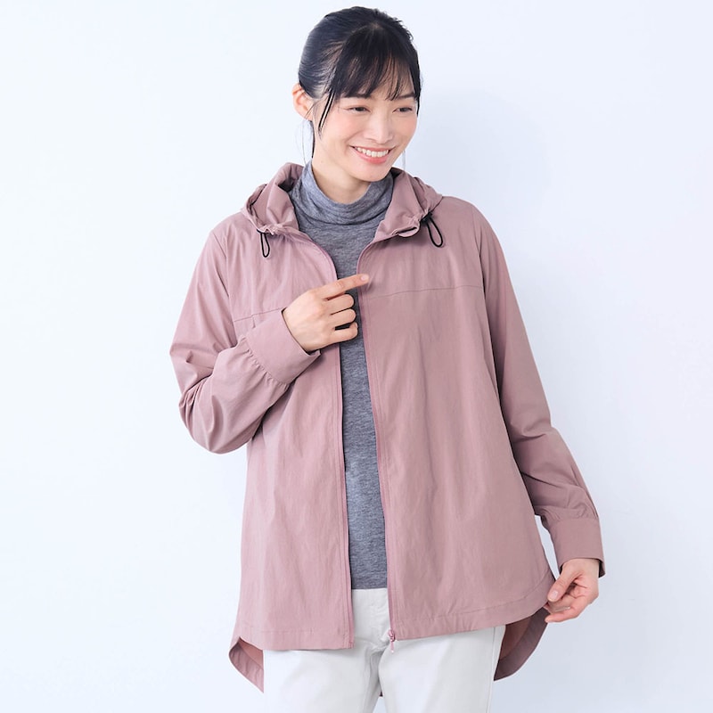 ピンクベージュ