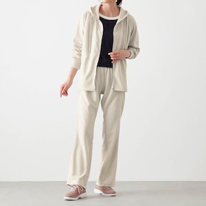 モデル身長164cm／M