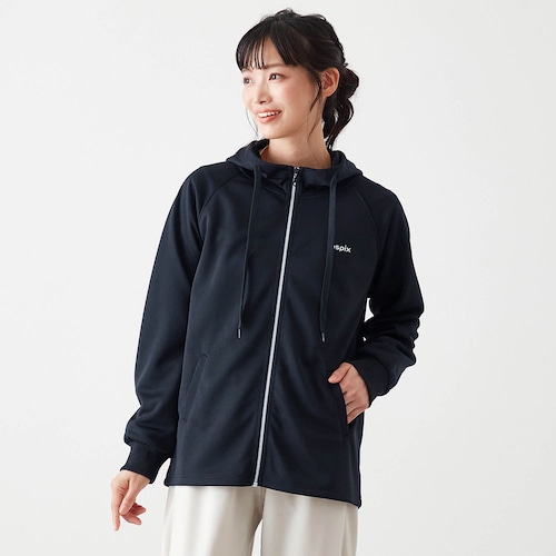 普段使いにも運動にも使いやすい！ジャージジャケット