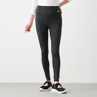 モデル身長164cm・Mサイズ着用