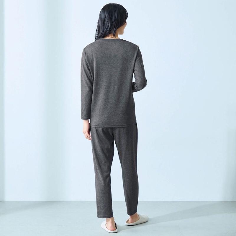 モデル身長164cm／M