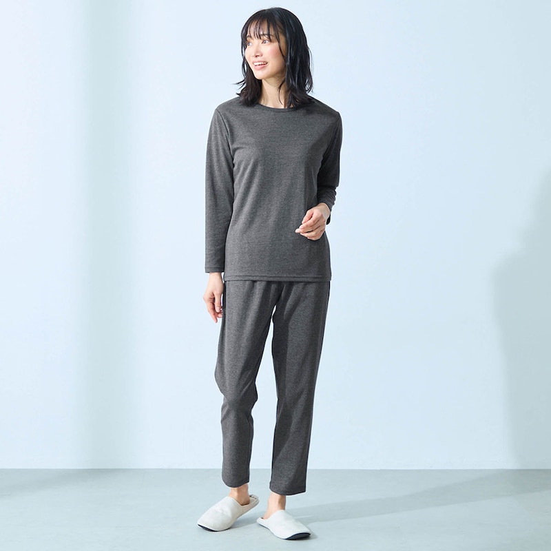 モデル身長164cm／M