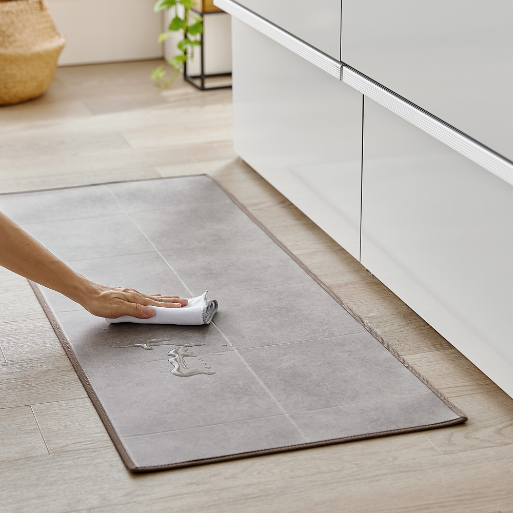 【ベルメゾン】すっきりデザインの拭けるキッチンマット