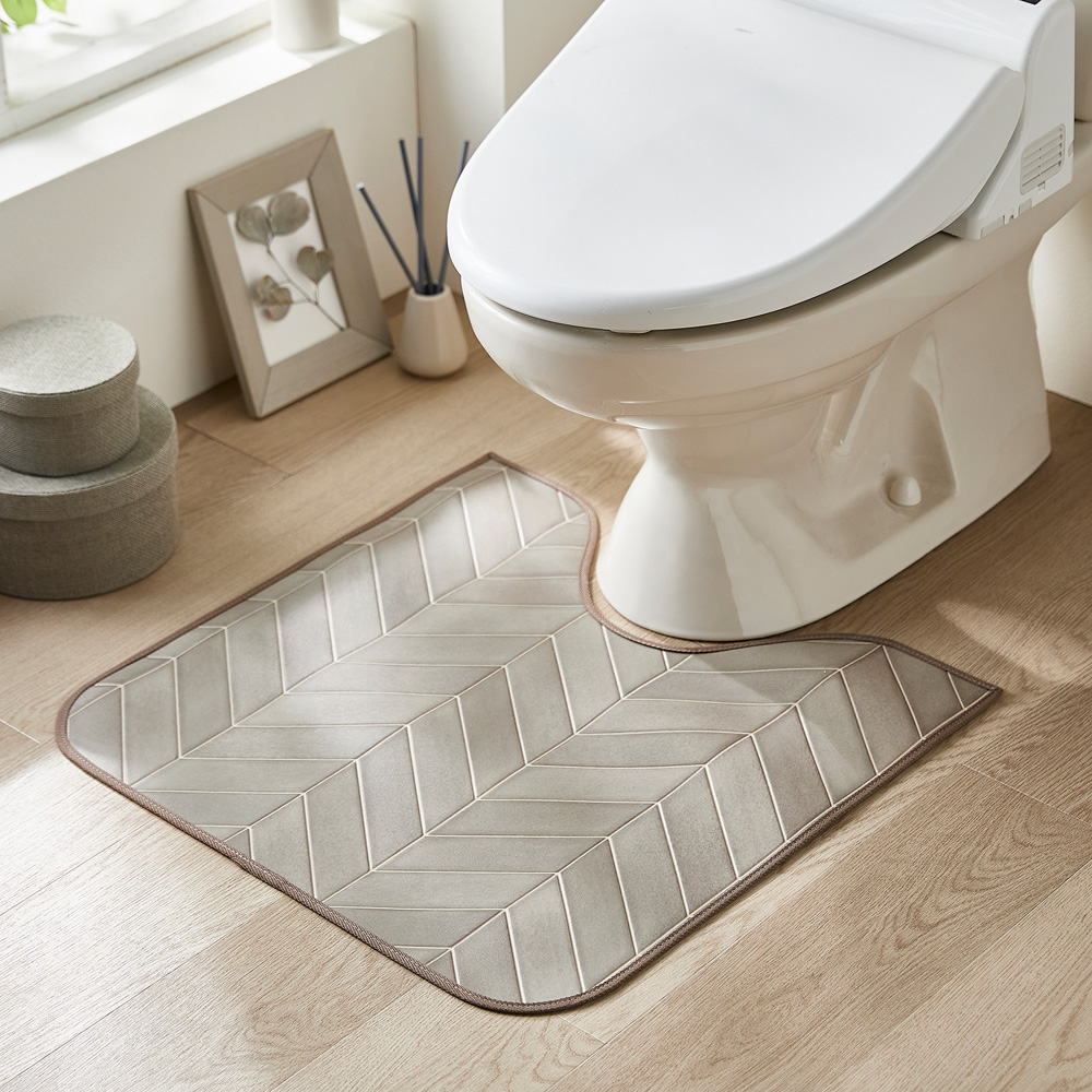 【ベルメゾン】すっきりデザインの拭けるトイレマット