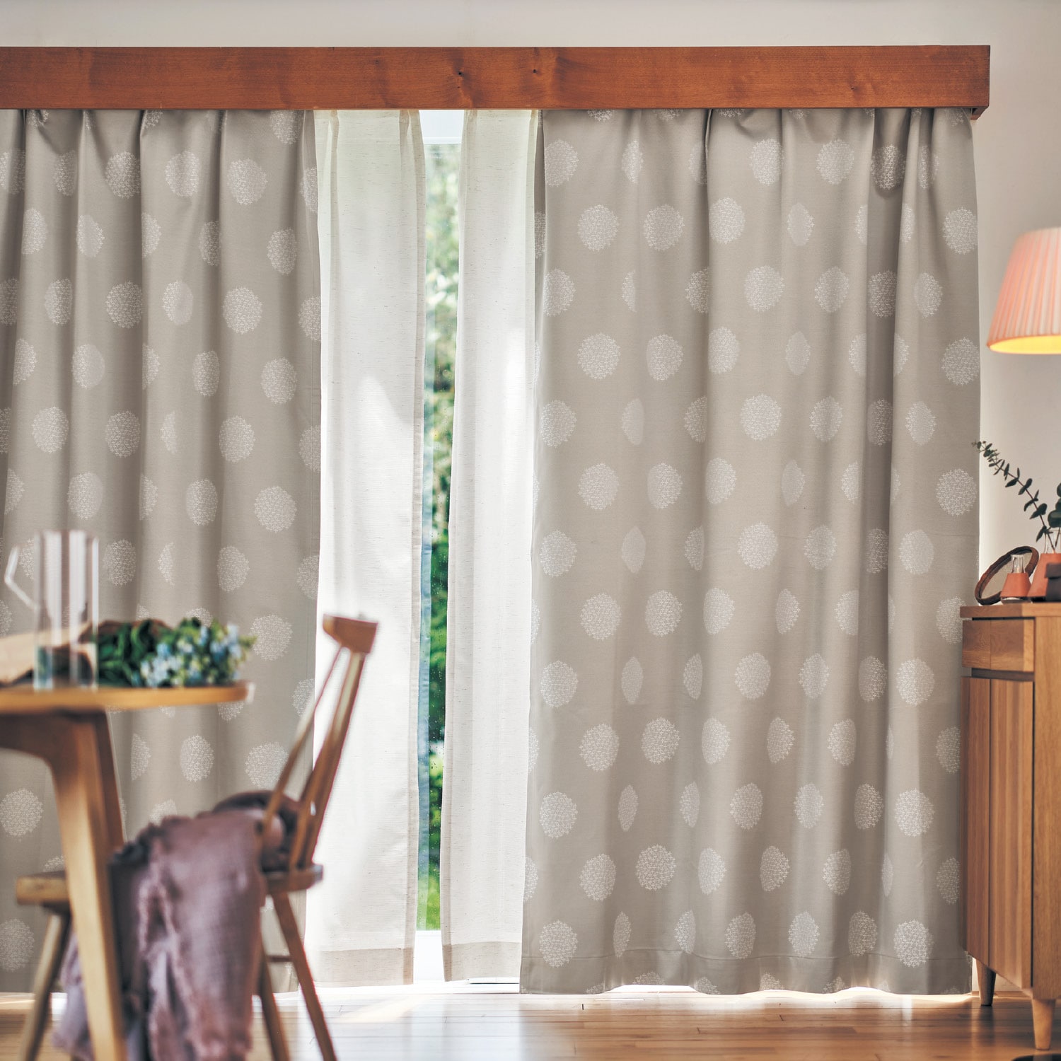 【ベルメゾン】【89サイズ】 裏面コーティングの刺し子デザインの遮光・遮熱・防音カーテン