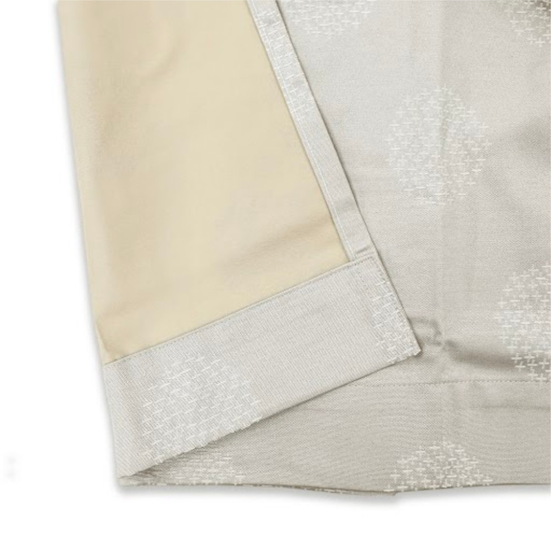 裏面／ベージュ