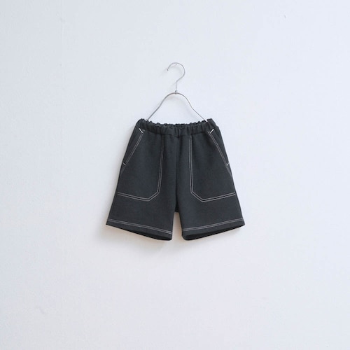 部屋干しでも乾きやすいハーフパンツ