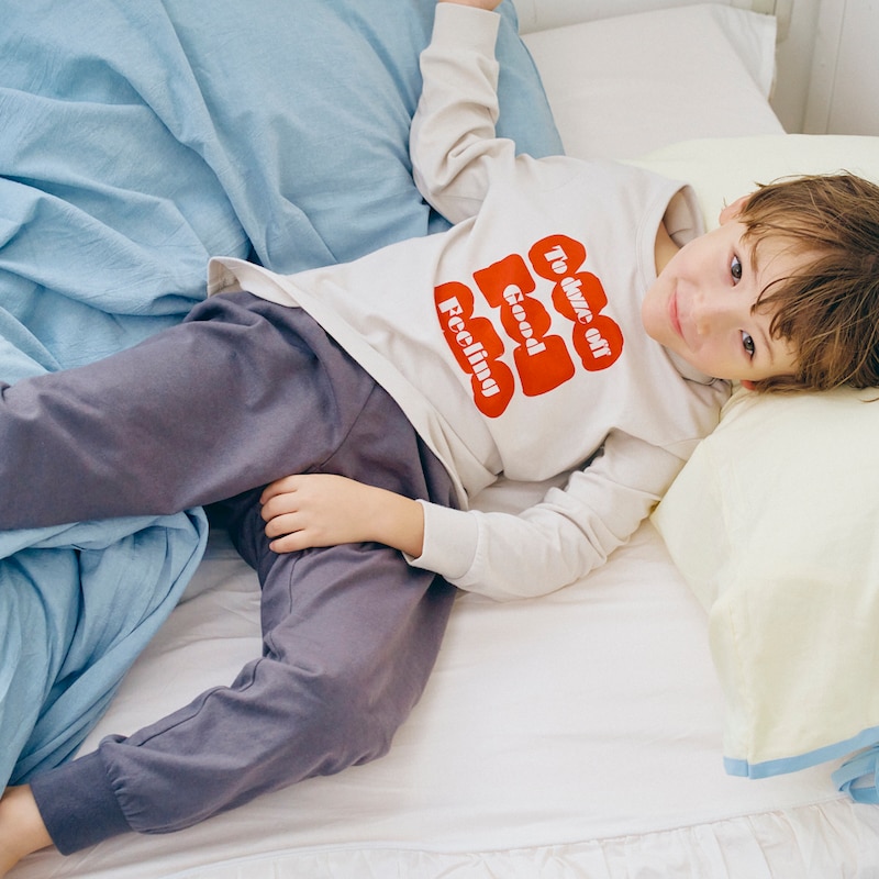 モデル身長106cm、110サイズ着用