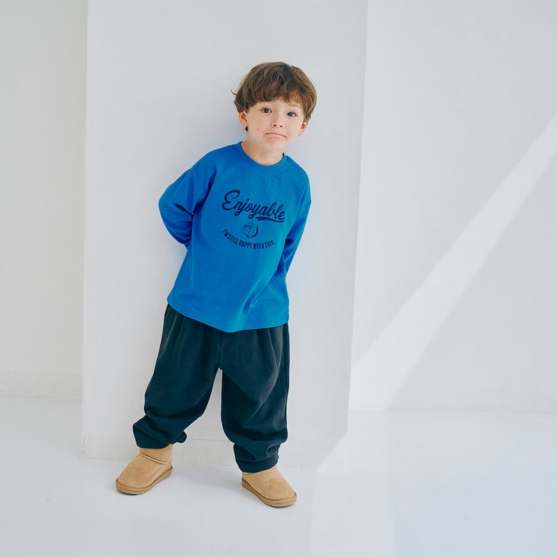 モデル身長106cm、110サイズ着用