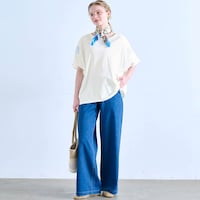 モデル身長167cm/Ｍ～L　ひまわり着用