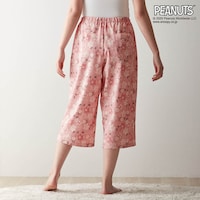 モデル身長168cm／M ※写真は撮影用のため、股下＋4cmになります
