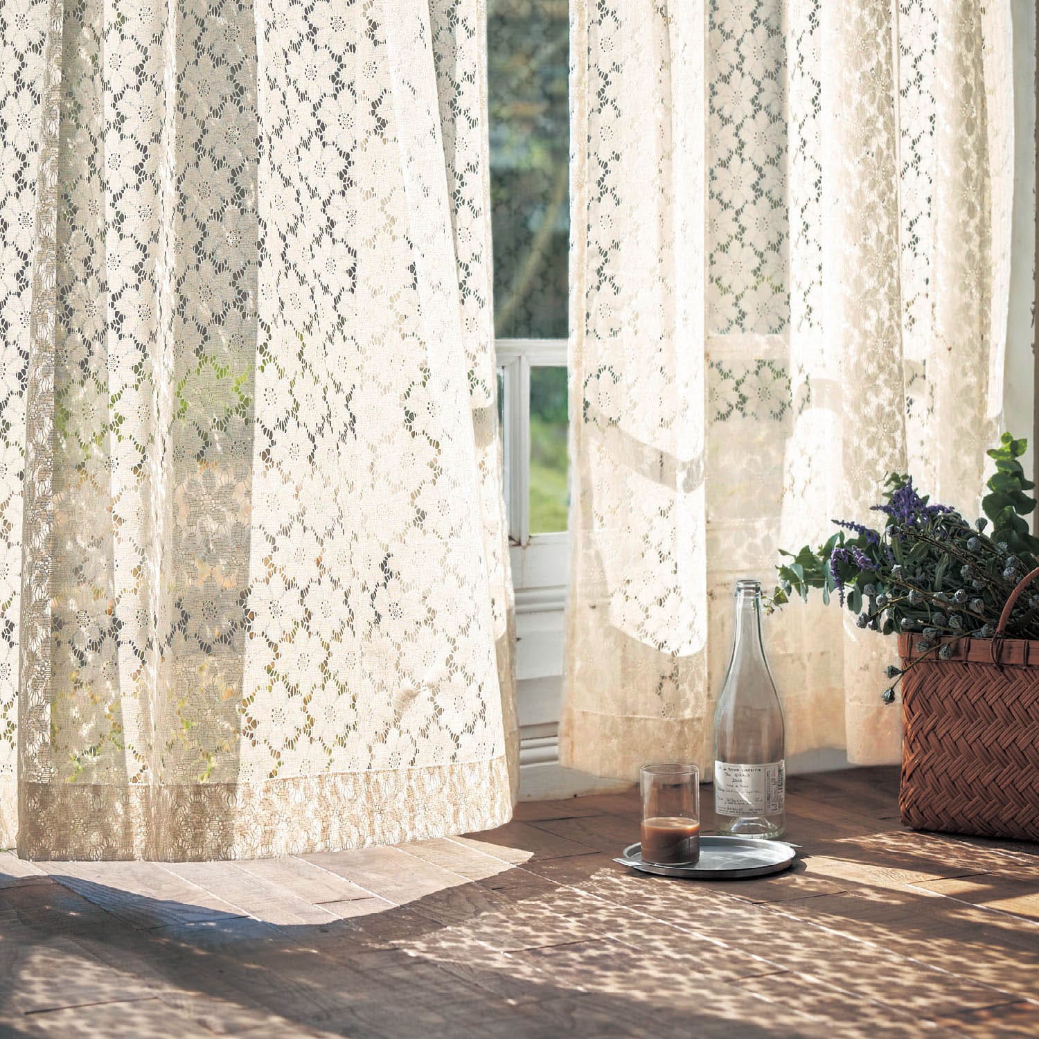 【ベルメゾン】【89サイズ】 お花柄のレースカーテン