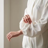 やや透け感があり軽やかな印象に