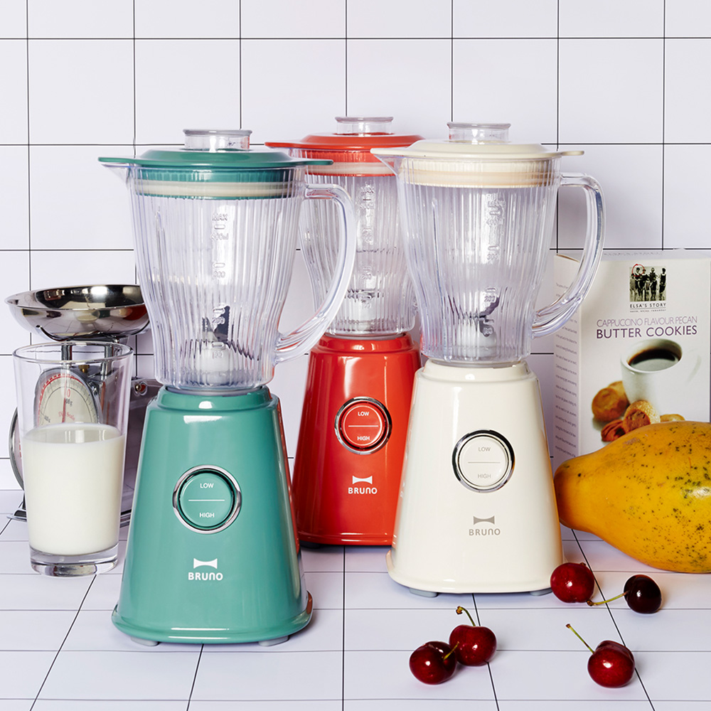コンパクトブレンダー<容量400ml> 【氷や冷凍フルーツも楽々粉砕】(ブルーノ/BRUNO) コンパクトブレンダー<容量400ml> 【氷や冷凍フルーツも楽々粉砕】(ブルーノ/BRUNO)