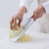 スライス厚は、従来の半分の極薄スライスを目指しました