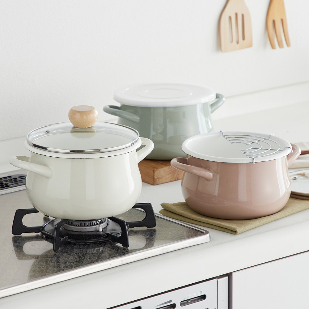 【ベルメゾン】揚げ鍋・保存容器としても使えるホーロー鍋 【IH/ガス火対応】