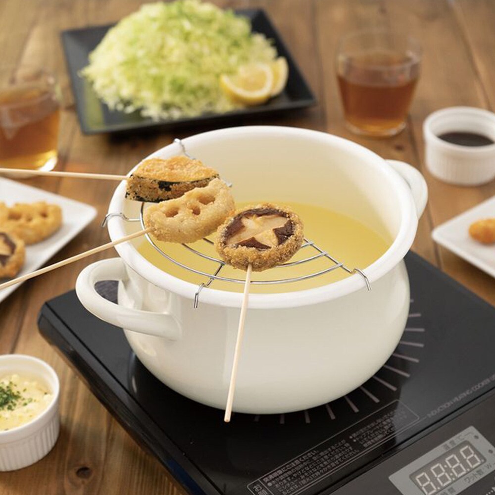 卓上での串揚げにもぴったりのサイズ感