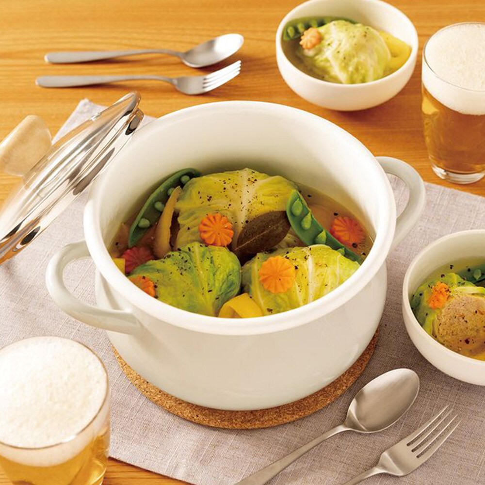 食材の色が分かりやすい内面白色