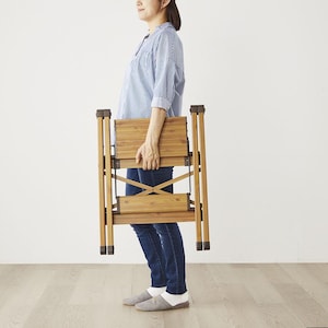 アルミ製なので軽く持ち運び簡単