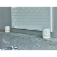 2つのスピーカーで臨場感のある音を実現