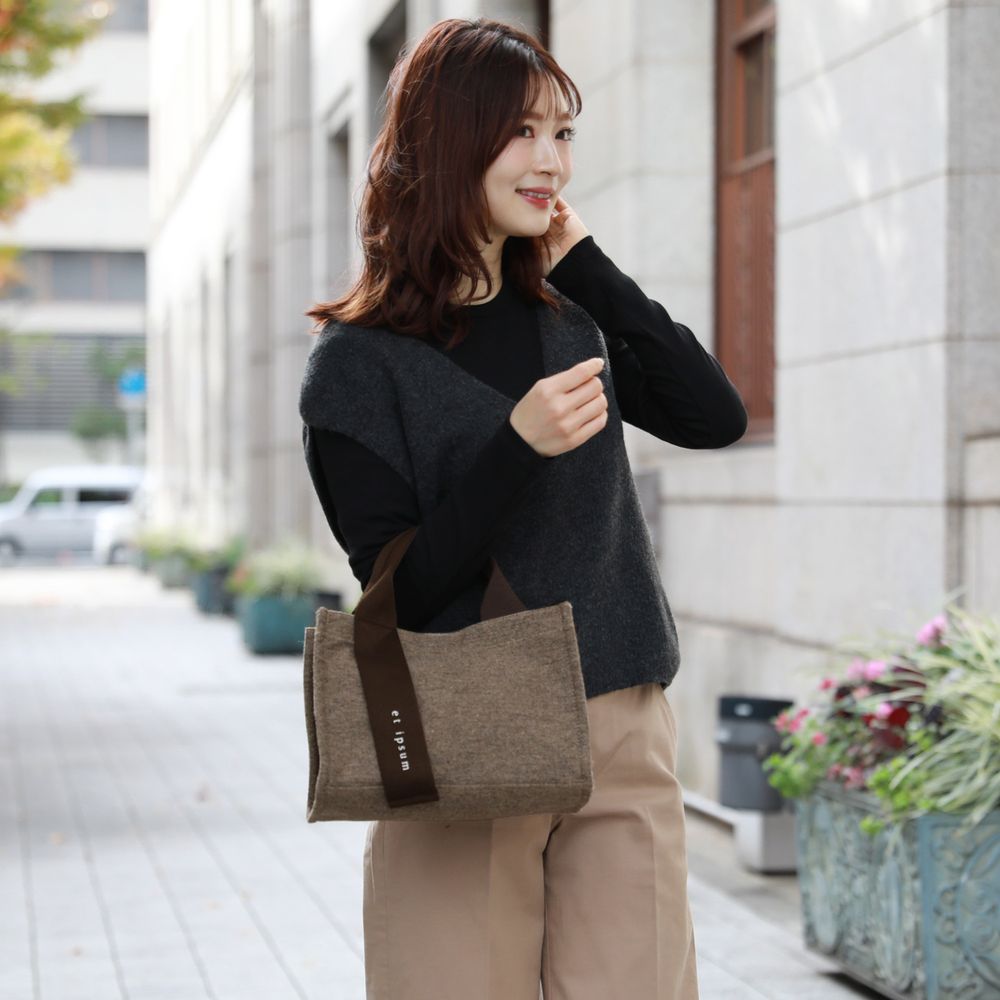 【ポルカポルカ/polkapolka】オッドハンドルトートバッグ