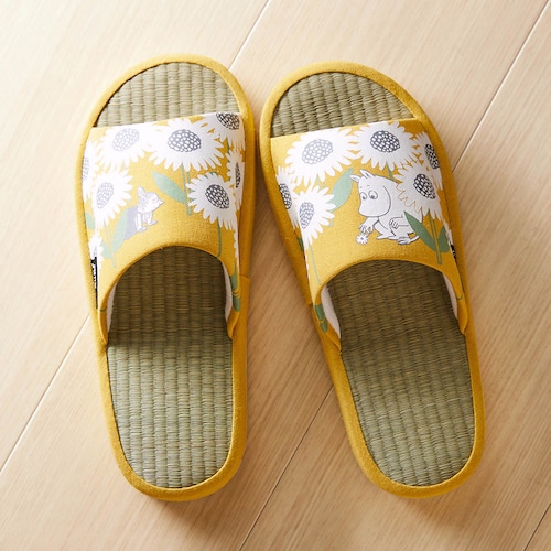 夏の足元に、さらっと爽やかな癒しを。天然い草 ふっくらウレタン入りスリッパ 「ムーミン」