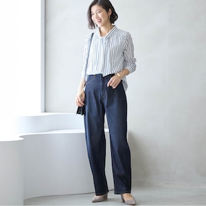 モデル身長168cm／64-91・股下68cm ※写真は撮影用のため股下+6cmになります。