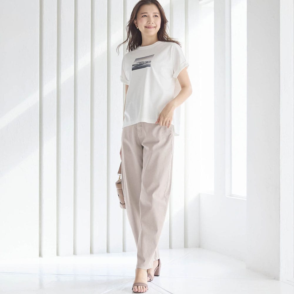 モデル身長170cm／64-91・股下68cm ※写真は撮影用のため股下+6cmになります。
