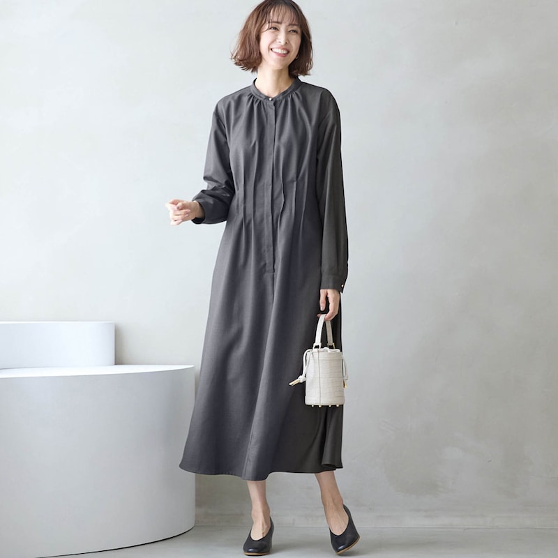 モデル身長169cm／M ※写真は撮影用のため着丈+9cmになります。