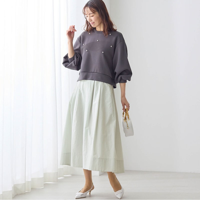 モデル身長173cm／M ※写真は撮影用のため総丈+８cmになります。