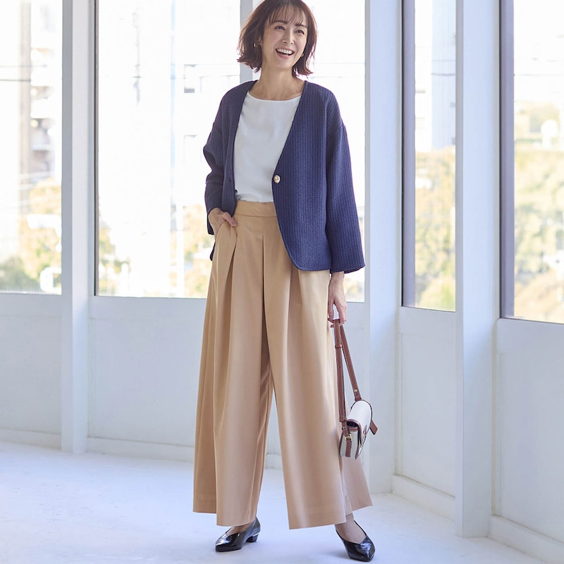 モデル身長169cm／M ※写真は撮影用のため股下+６cmになります。