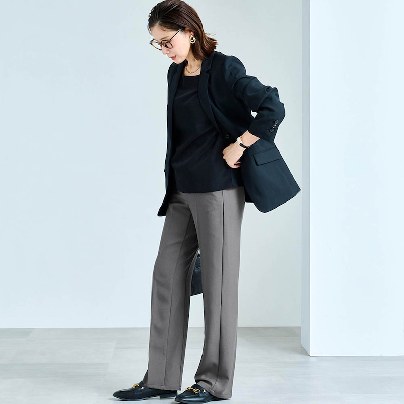 モデル身長168cm／M ※写真は撮影用のため股下+6cmになります。