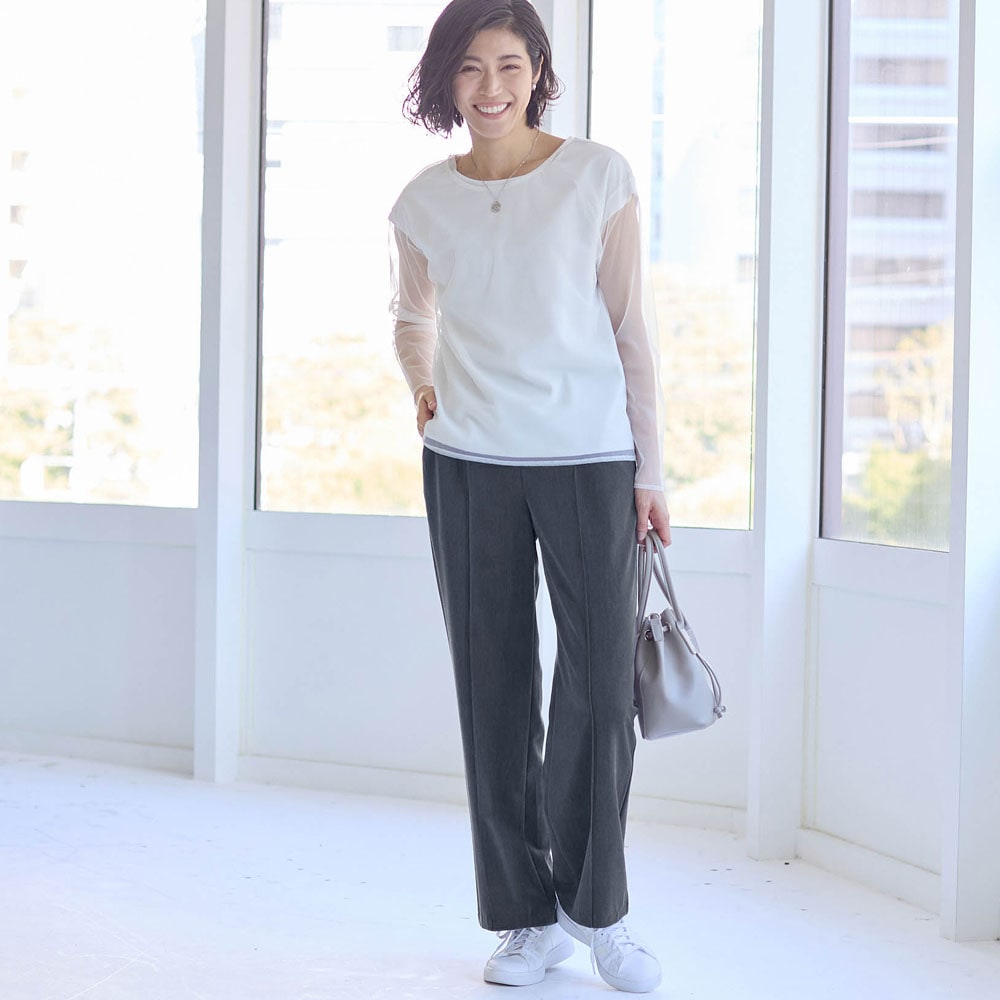 モデル身長168cm／M ※写真は撮影用のため股下+6cmになります。