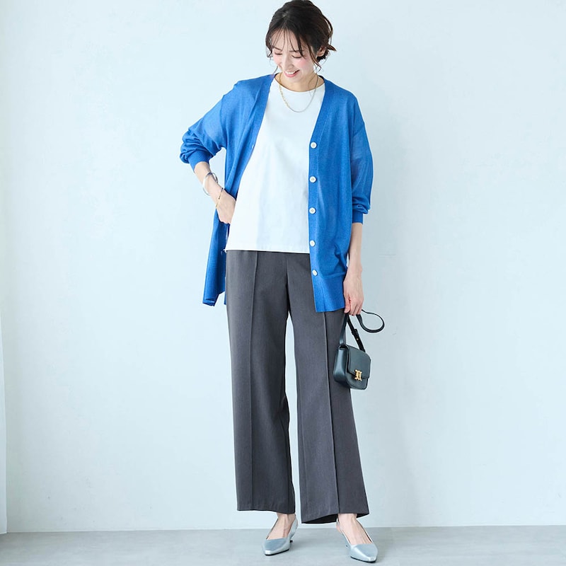 モデル身長169cm／M ※写真は撮影用のため股下+6cmになります。