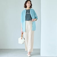 モデル身長169cm／M ※写真は撮影用のため股下+6cmになります。