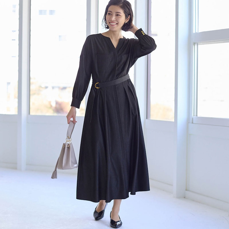 モデル身長168cm／M ※写真は撮影用のため着丈+9cmになります。